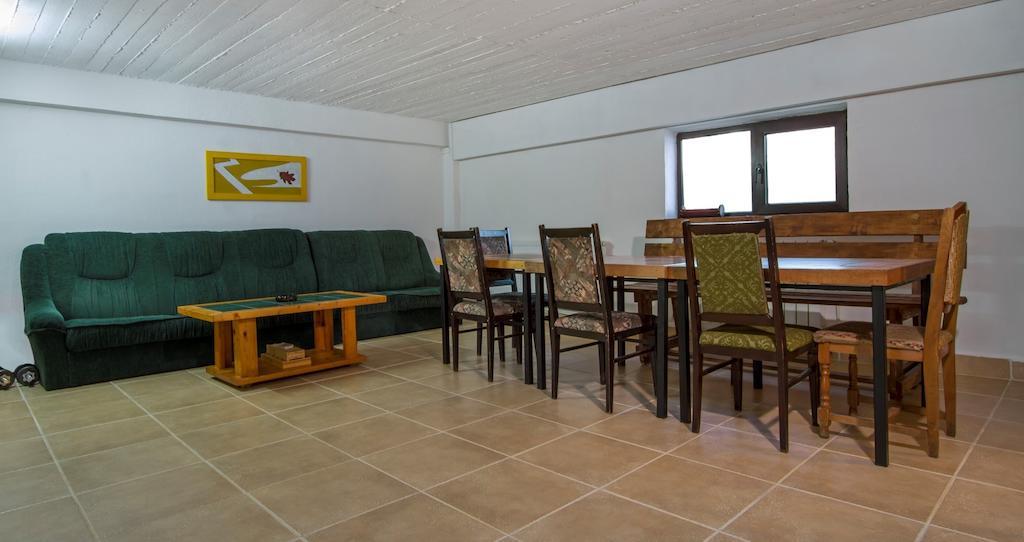 Casa Georgescu Hotel Rîşnov Eksteriør billede
