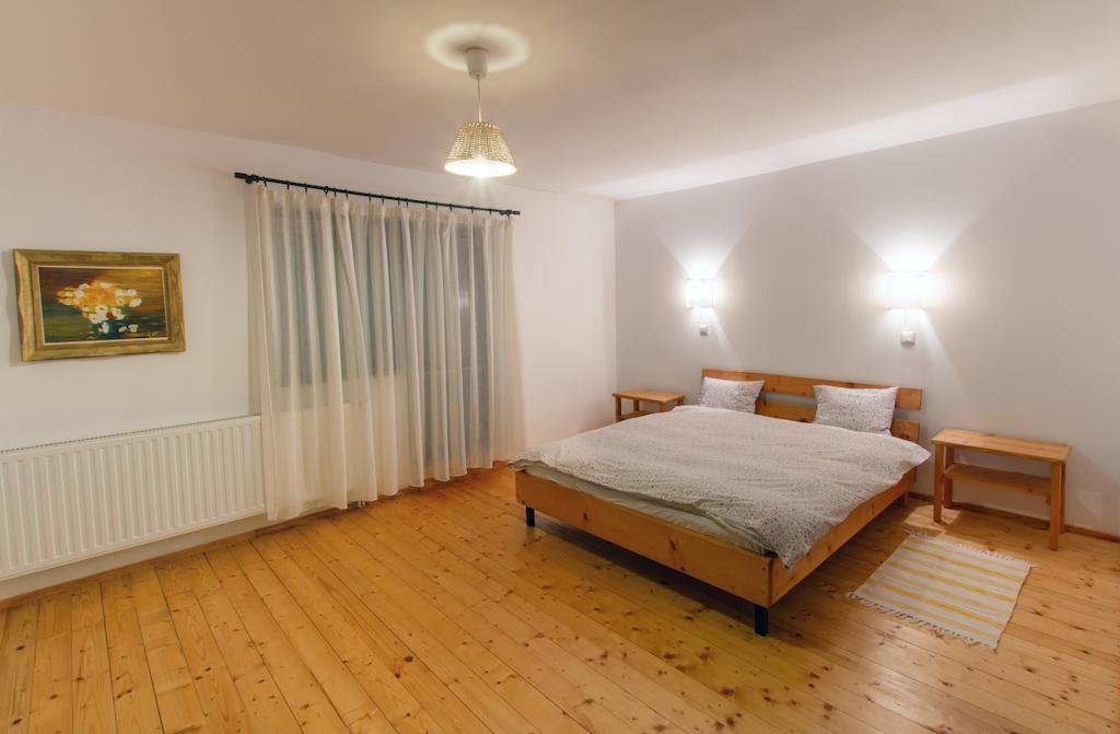 Casa Georgescu Hotel Rîşnov Værelse billede